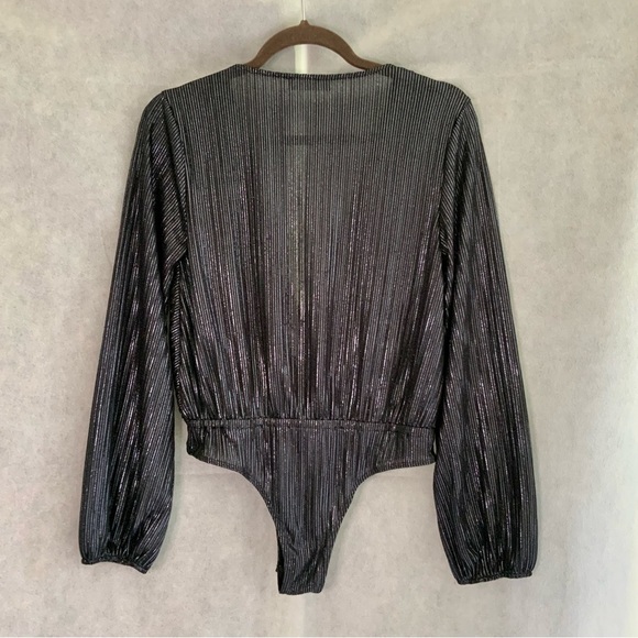 just U in Bodysuit Metallic Sz S - Picture 4 of 8